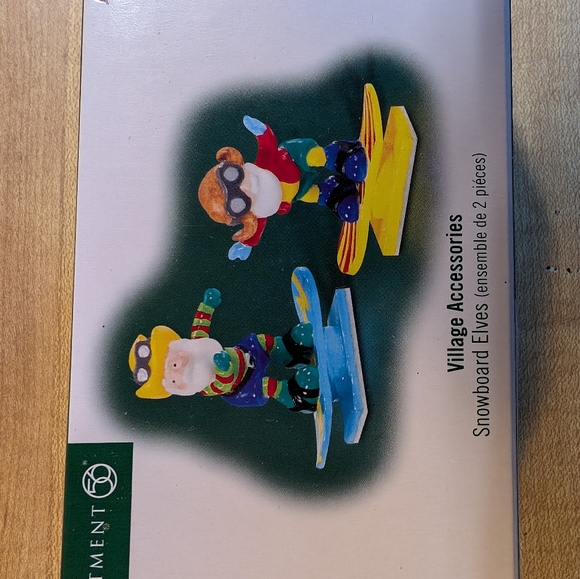 Department 56 Village Accessories, Snowboard Elves, set of 2 - Picture 5 of 7